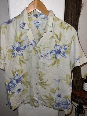 Bill Blass Silk Short-Sleeve Floral Camp Shirt in Cream and Blue